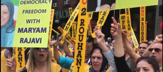 نیویورک ـ تظاهرات مقابل هتل محل اقامت آخوند&nbsp;روحانی