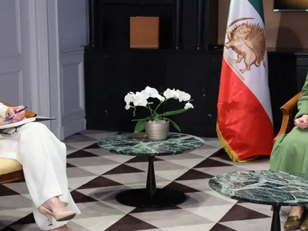 دیدار و گفتگو با سفیر کارلا سندز سفیر سابق آمریکا در دانمارک با خانم مریم&nbsp;رجوی