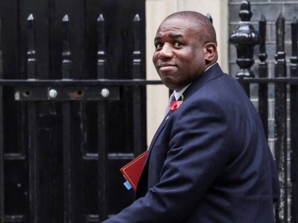 وزیر خارجه انگلستان ادعای رژیم ایران دربارهٔ «اهداف علمی» غنی‌سازی اورانیوم را رد&nbsp;کرد