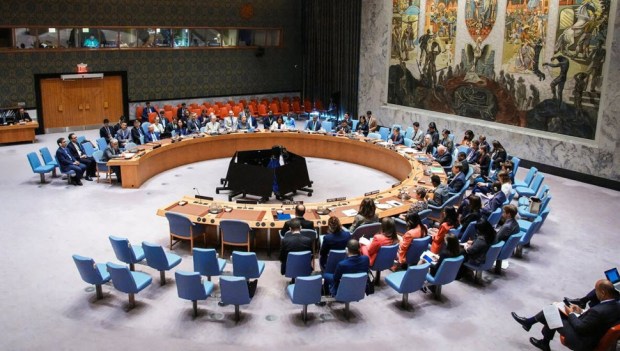 شورای امنیت قطعنامه پیشنهادی چین و روسیه به نفع رژیم برای به تعویق انداختن ماشه را رد کرد + سخنگوی&nbsp;مجاهدین