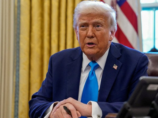 دونالد ترامپ: میهن‌پرستان ایرانی، به اعتراض ادامه دهید – نهادهای کشور خود را به دست&nbsp;بگیرید