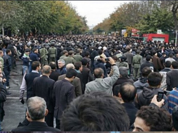 دولت آلمان سرکوب وحشیانه تظاهر کنندگان توسط رژیم ایران را محکوم&nbsp;کرد